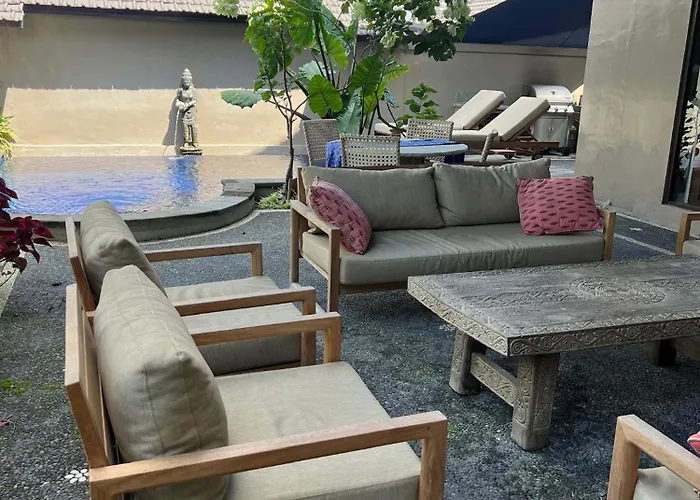 Solo Villas & Retreat